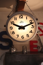 horloge de gare ato